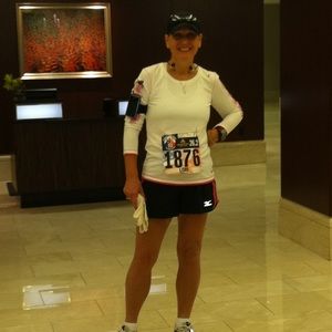 Meet your Posher, Lori